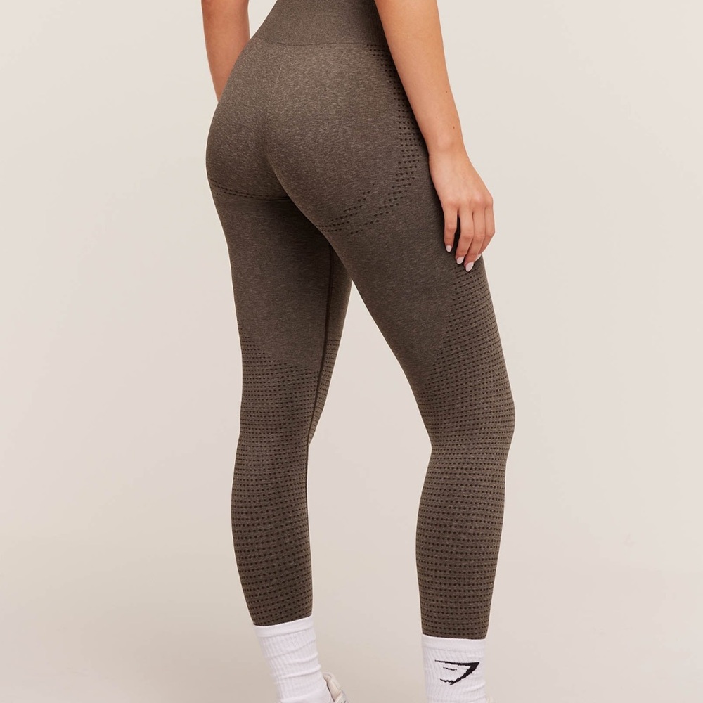 Gymshark Women’s Vital Seamless Leggings (Gray/Green color)